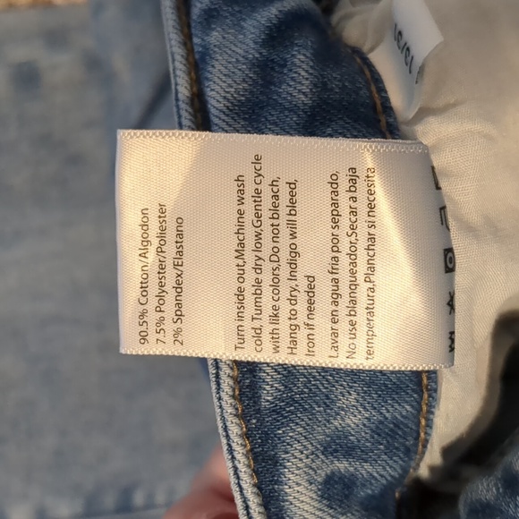 Risen Jeans asymmetrical button fly ankle crop raw edge jeans! - Picture 6 of 6